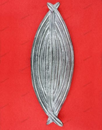 Leaf-Shaped Centerpiece Tray - Silver
